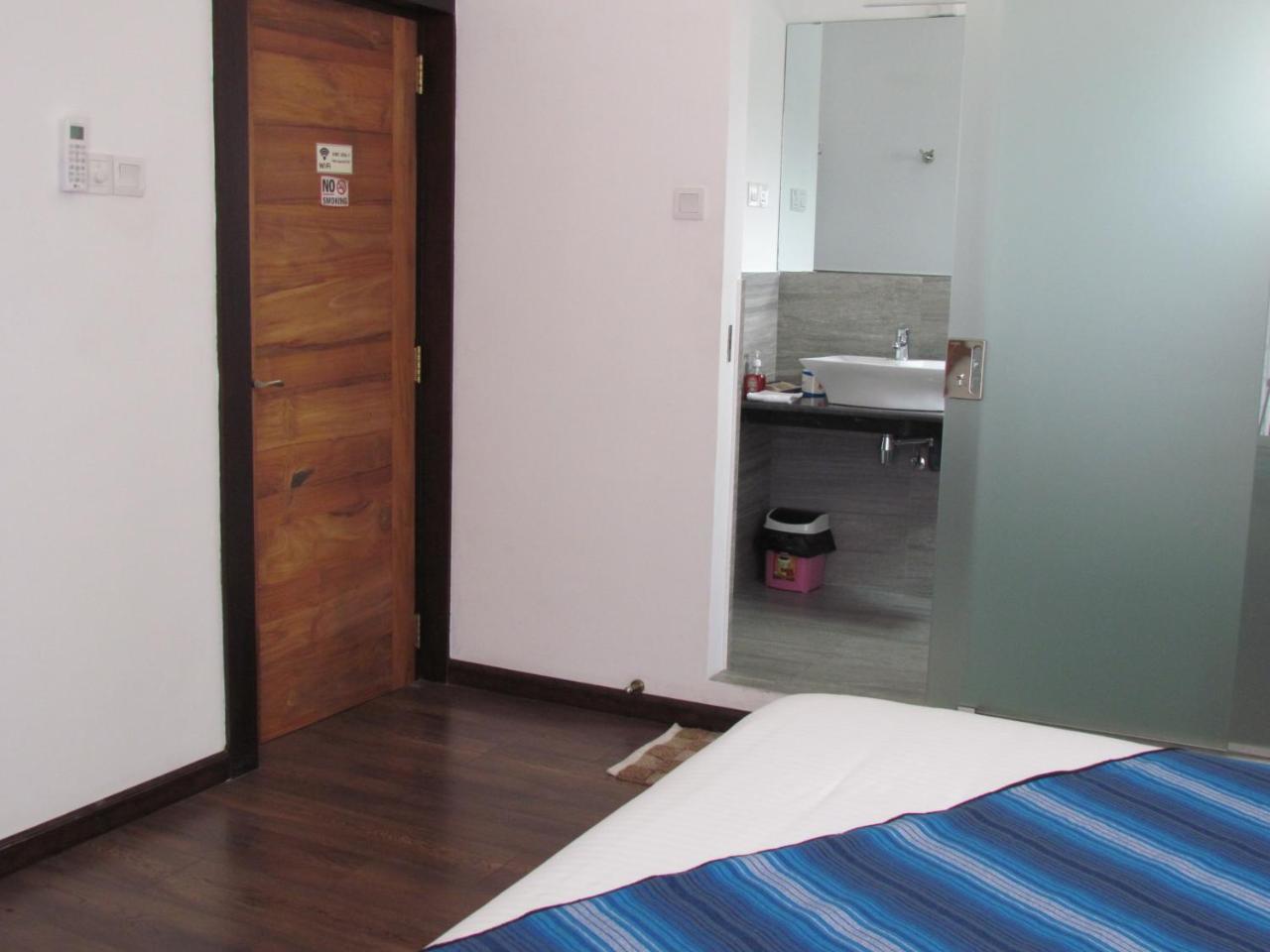 Kmc Villa Dehiwala-Mount Lavinia Exterior foto
